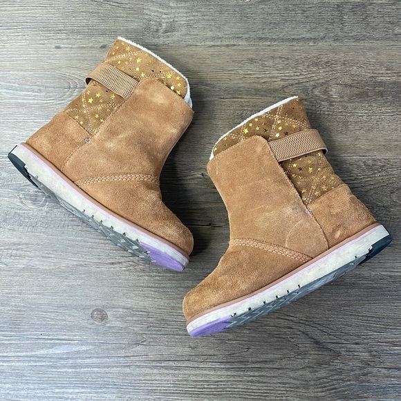 Sorel Big Kids Rylee Suede Brown Boots with Gold Stars, size Big Kid 4 - Picture 2 of 10